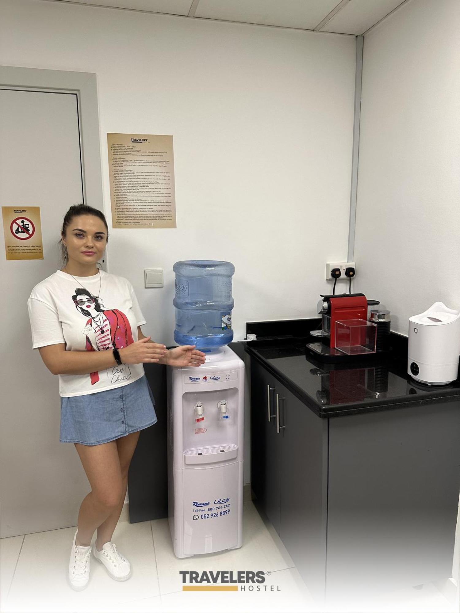 Travelers - Dubai Marina Hostel Zewnętrze zdjęcie