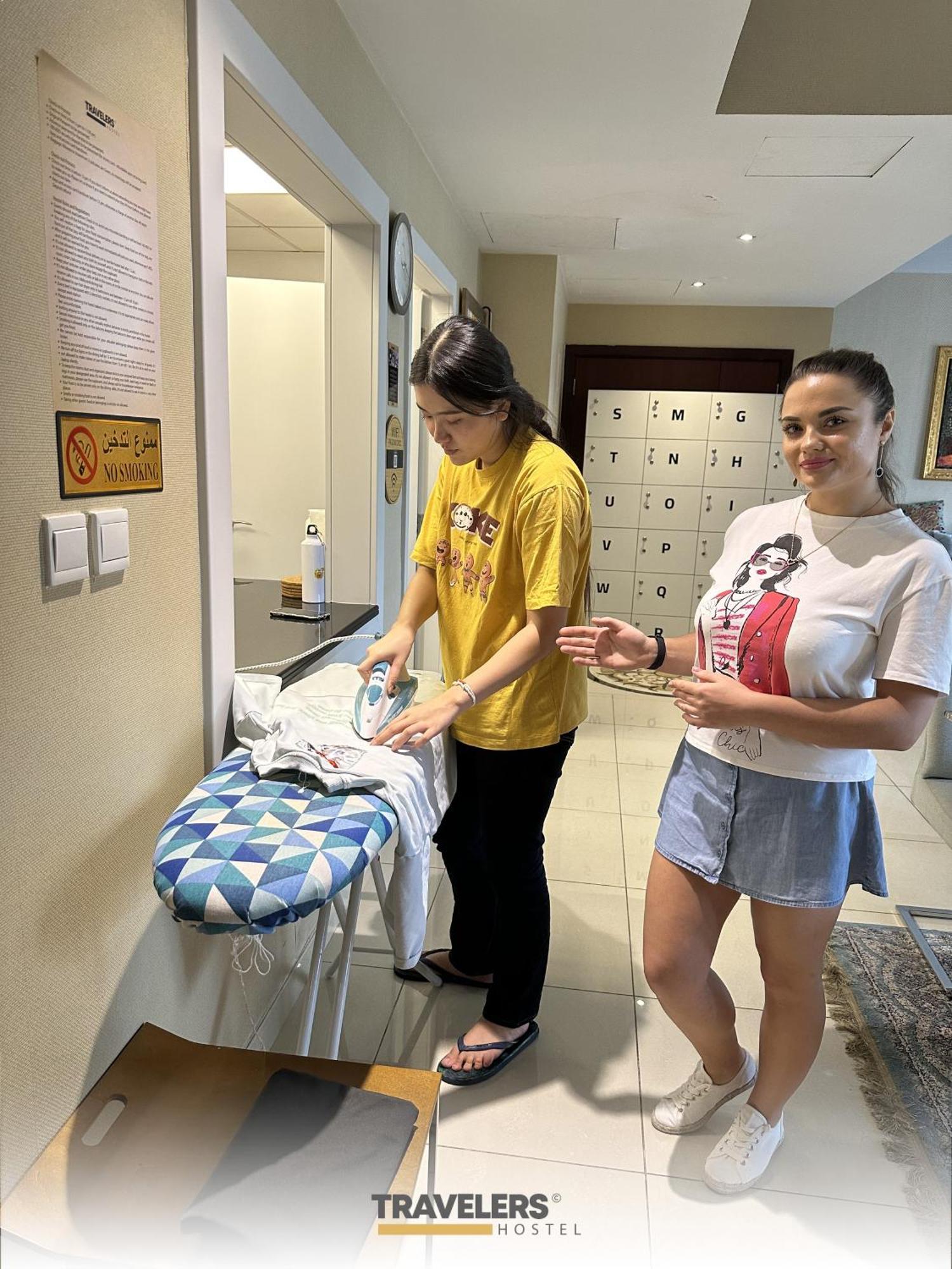Travelers - Dubai Marina Hostel Zewnętrze zdjęcie